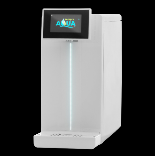 Een luxe watertap installatie met digitaal scherm en een enkele tap. witte variant Ideaal voor bij u op locatie Henk Pur®